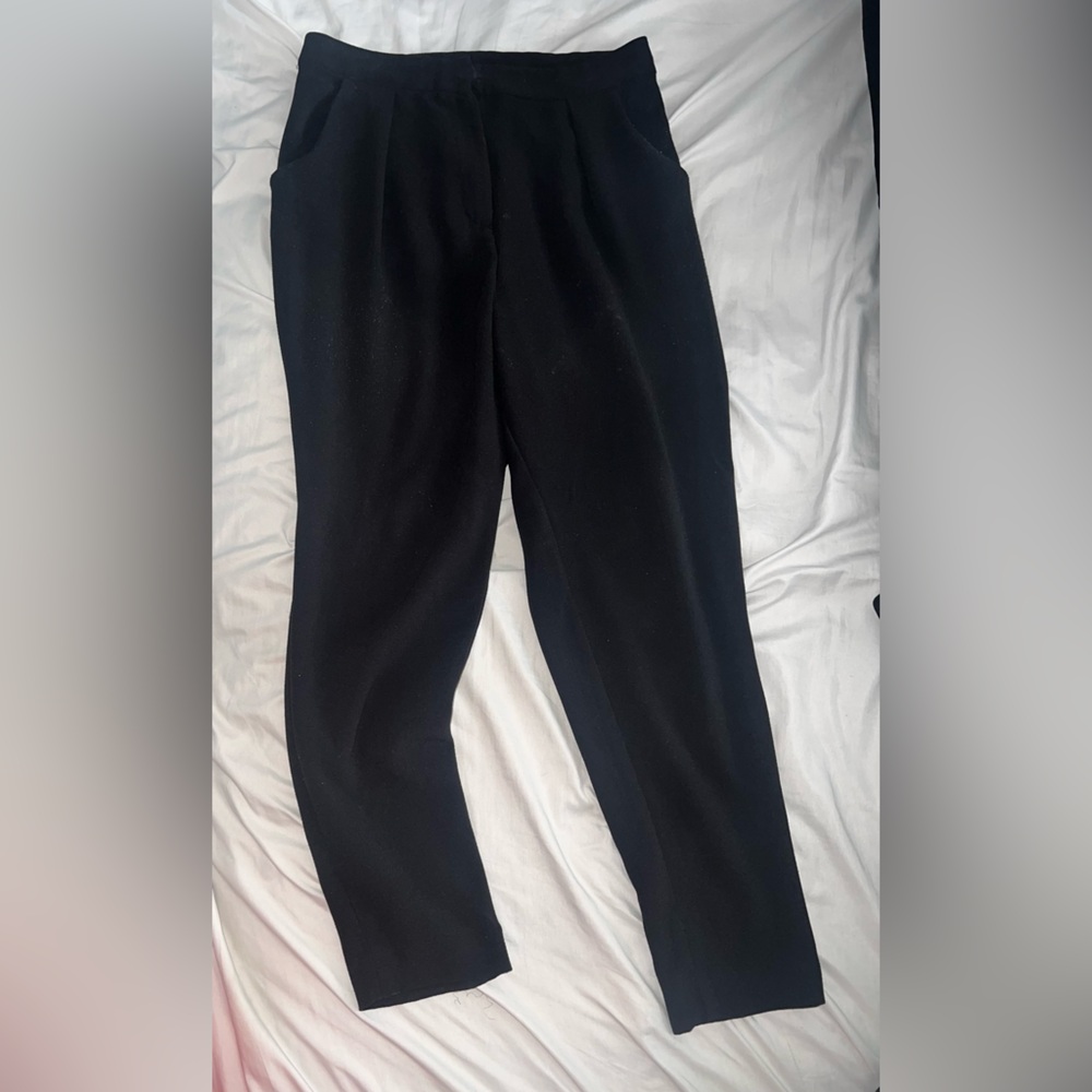 H&M Black Stretch Business Casual Trousers with Hip Pleating (Size:8)